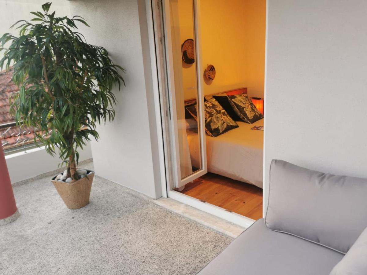 Quarto Duplo com Varanda Privativa